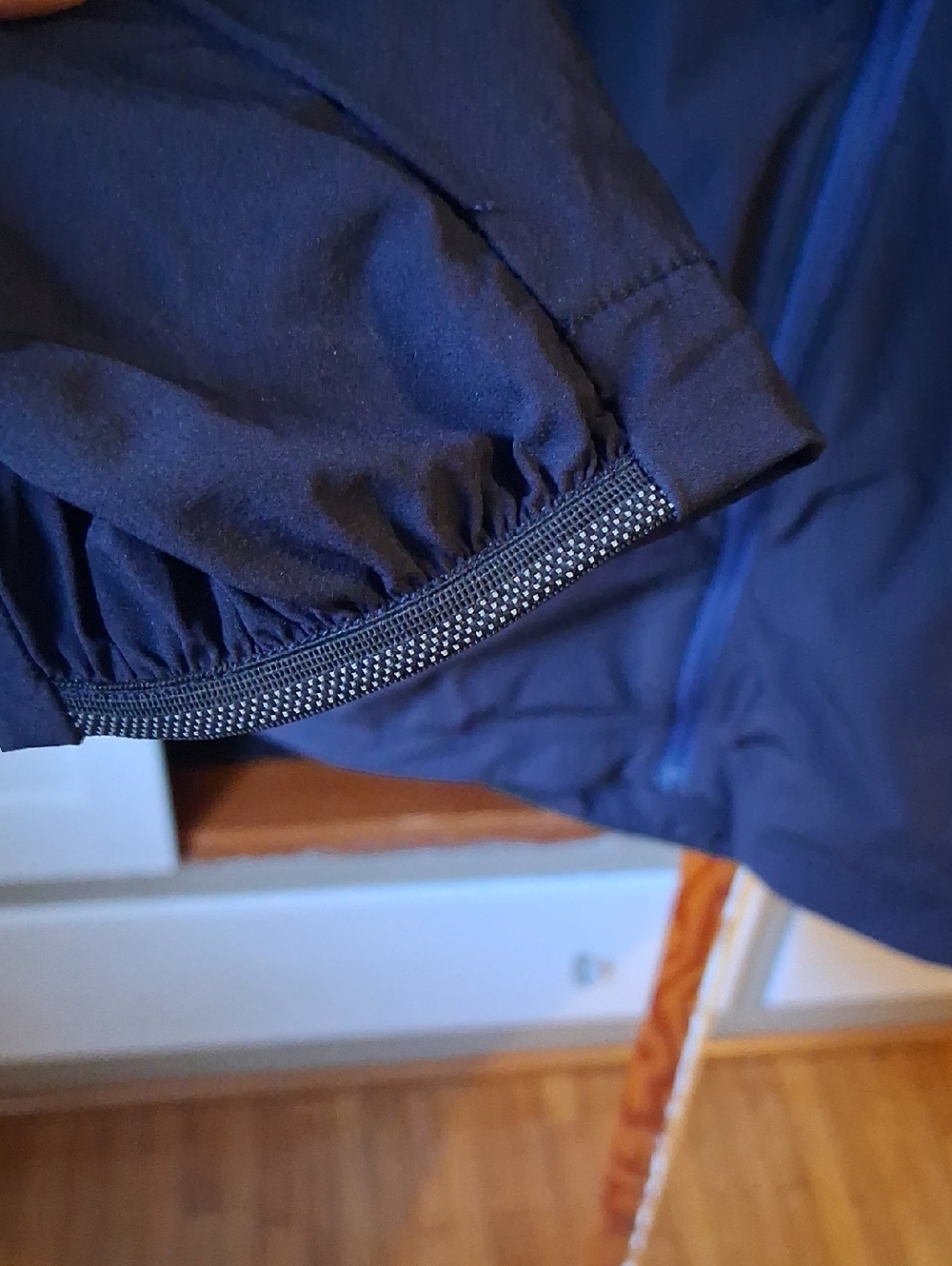 Arc'teryx Navy Blue Full-Zip Hooded Jacket - Picture 7 of 7